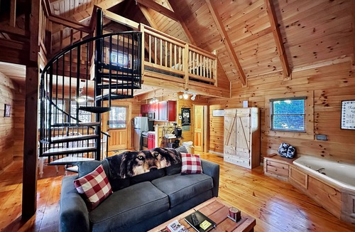Pine Mountain Valley Cabin | Spend Labor Day at Wolf - Fiber Wifi! - Close to Callaway Gardens