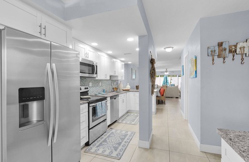 Islamorada House | Spring Break in the Sun! Islamorada townhome w/beach, pool in gated community!