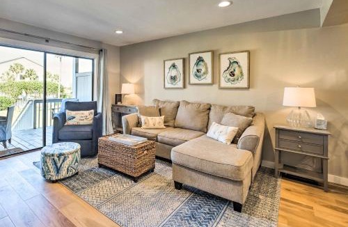 Oceanmarsh Subdivision House | St Helena Island Condo w/Pool & Beach Access!
