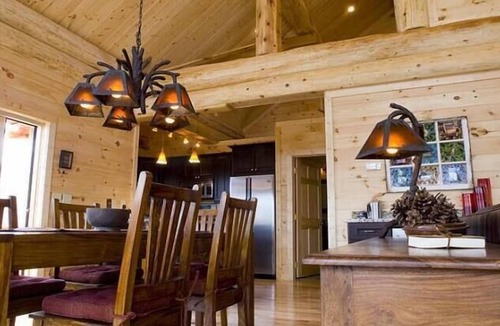 Almond Cabin | Stargazer - Free Brewery Tours + Modern-Rustic Cabin