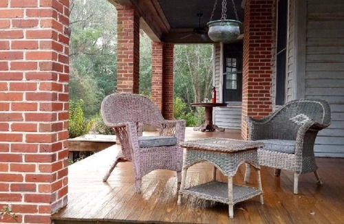 Crocketville House | Stately 2-story historic home maintains original charm and charater.