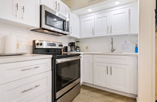 Lower Matecumbe Beach Condo | Stay Beachside: Ground Floor Studio with Gorgeous Ocean Views