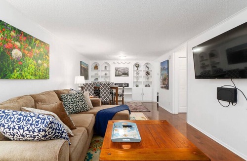 Gainesville Condo | StayGainesville`s Peaceful Condo Near UF/Shands