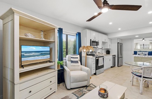 Sea Dunes Condo | 🌴Steps to Private Beach | Pet Friendly | Sea Dunes Nautilus B8🌴