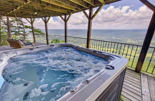 Trenton House | Stone Ledge Refuge with private hot tub