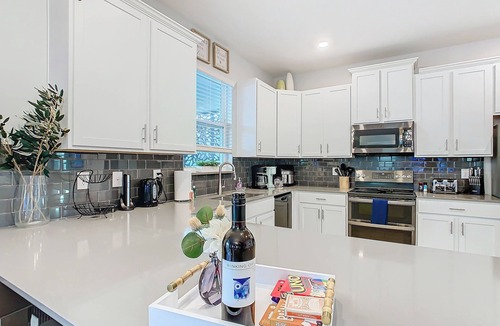 Kissimmee House | Storey Lake Amazing Water view, Game Room, Movie Room and Theme Rooms
