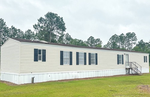 Douglas House | Stratton Oaks - 3 bed manufactured home 5 miles from Douglas