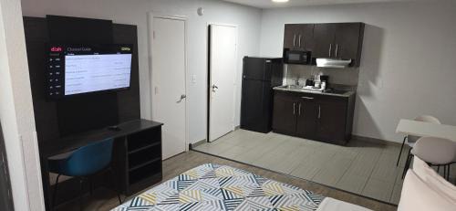Coral Springs Hotel | Studio 6 Extended Stay - Coral Springs, FL- Fort Lauderdale