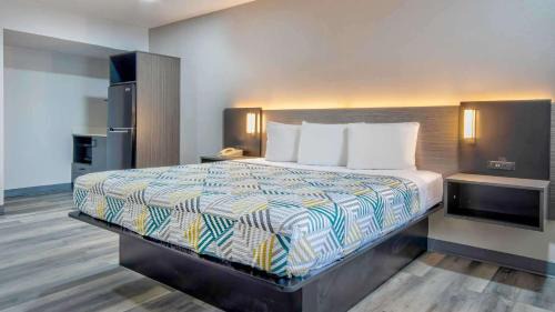 Texarkana Hotel | Studio 6 Texarkana TX