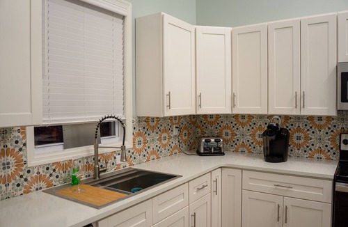 Rogersville Condo | Stunning 2-Bed, 1-Bath Condo Overlooking Blue Water Creek