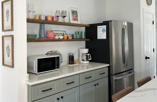 Bluffton House | Stunning 3BR Renovated Retreat in Old Bluffton – Cozy Charm Meets Luxe Comfort!