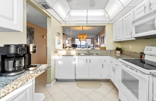 Fort Pierce Shores Condo | Stunning Direct Oceanfront Monthly Condo with Large Balcony & Heated Pool! 🌊