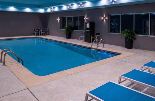 Marietta House | Stunning Haven for Work and Pleasure! W/ Free Wi-Fi