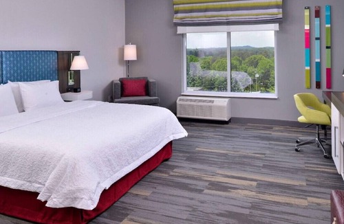 Marietta House | Stunning Haven for Work and Pleasure! W/ Free Wi-Fi