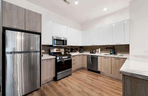 Near South Side House | Stylish 3BR Gem in Prime Location