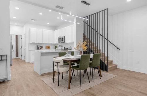 Casselberry Villa | Stylish and Spacious Winter Park Retreat Close to Dining, Shopping and Rollins College