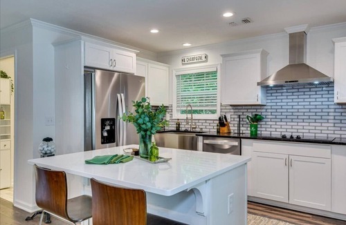 Midtown House | Stylish Augusta Home 4BD/3BA with Sauna & Putting Green | The Green Jacket by Boutiq
