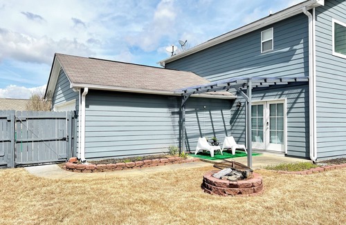 Braselton House | Stylish & Comfortable 3BR/2.5 Baths Home Near Road Atlanta & Chateau Elan