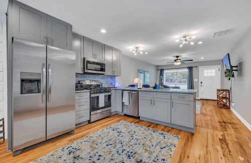 Candler-McAfee House | Stylish Duplex Near East Lake Golf Course (Unit A)