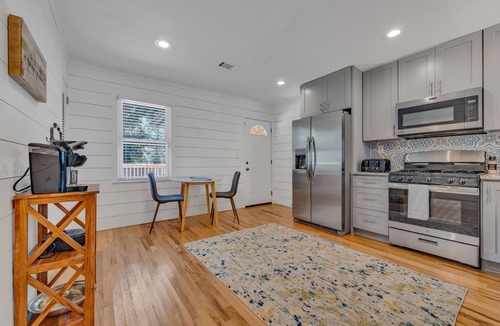 Candler-McAfee House | Stylish Duplex Near East Lake Golf Course (Unit A)