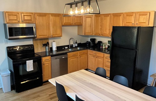 CUF House | Stylish home with amazing views of downtown