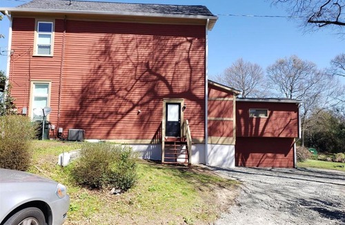 Macon Villa | Suite 3 - Private Studio - Historical Home
