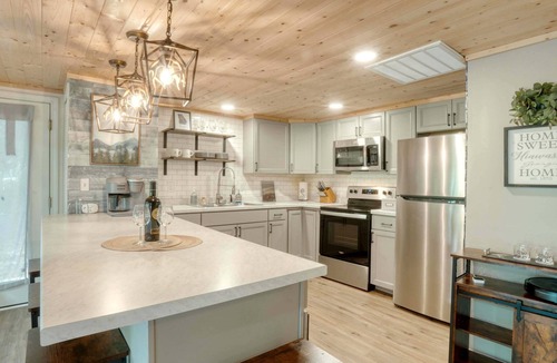 Hiawassee House | Summit View - Mountain Top View & Gas Fireplace