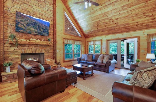 My Mountain Cabin | Sunrays Mountain Vista - Hot Tub, New Construction, Pet Friendly