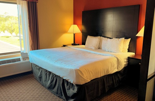 Brunswick Hotel | Sunsera Boutique Suites