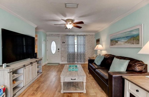 Wilbur-By-The-Sea House | Sunset Oasis by the Boondocks