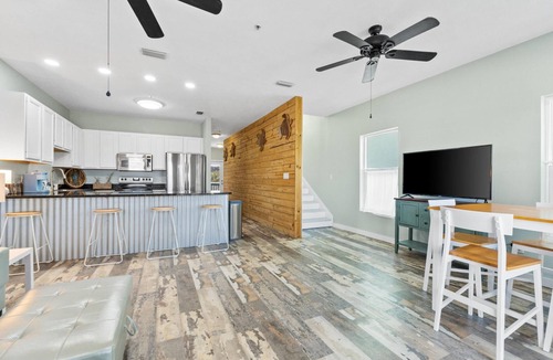 Bahama Beach House | Sunset Paradise - Pet-Friendly Beach Retreat Steps from the Gulf - Summer Sale!