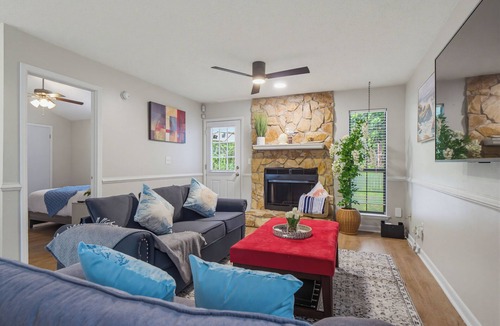 Wright House | Sunshine Stay Sleeps 9 Fort Walton Beach