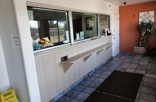 Memphis Hotel | Super 7 Inn