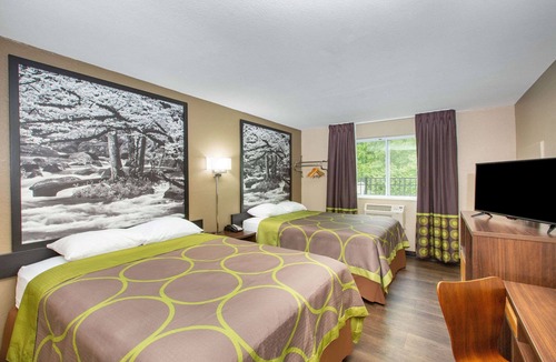 Lookout Valley Neighborhood Association Hotel | Super 8 by Wyndham Chattanooga Lookout Mountain TN