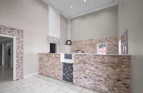Covington Hotel | Super 8 by Wyndham Covington