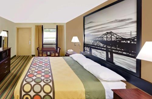 Laurel Hotel | Super 8 by Wyndham Laurel