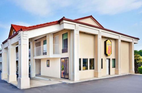 Ringgold Hotel | Super 8 by Wyndham Ringgold Chattanooga Area