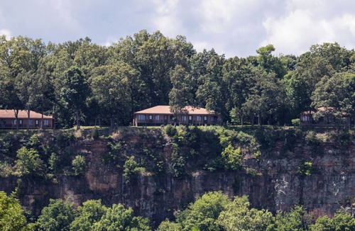 Golconda House | Superior Suite- Bungalow overlooking the River