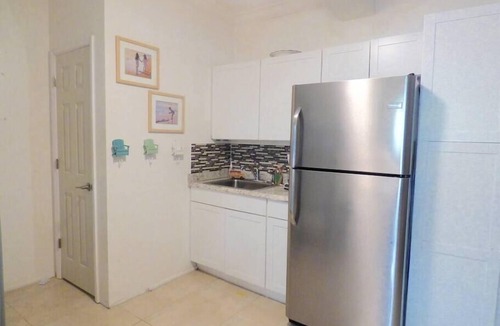 Placida House | Surf's Up: Beachfront cottage, separate guest apartment, room for everyone!