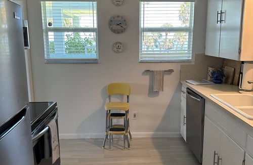 Fort Pierce House | Susannah River House located on banks of Indian River Lagoon in The Sunrise City