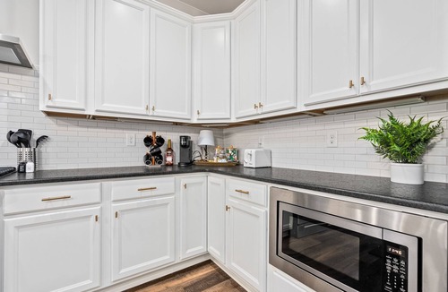 Auburn House | Sweet Home Auburn - Townhome minutes to campus!