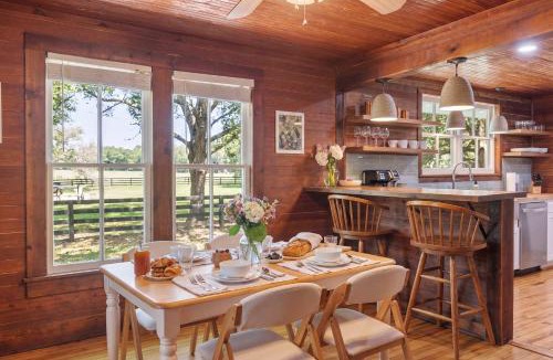 Fort White House | Sweetwater on the Range - Cozy Cabin , Firepit
