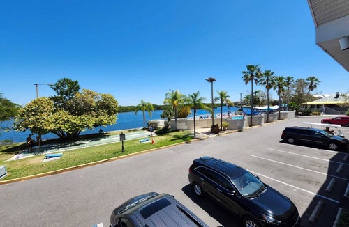 Ruskin Hotel | Tampa Bay Beach Getaway and Resort