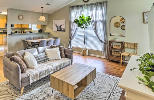 Tallahassee House | Tasteful Tallahassee Home: 7 Mi to Downtown!