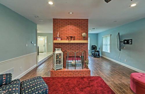 Fly In Spruce Creek House | The Aviator's Dream: Pool, Spa & Private Runway!