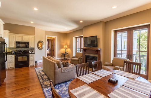Anderson Hotel | The Bleckley Inn