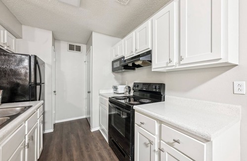 Huntsville Apartment | The Davis 916 I Comfy 2 Bed 2 Bath
