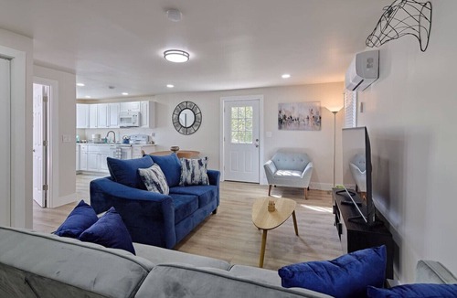 Dunlap House | The Dunlap Escape | Spacious 2BD Home