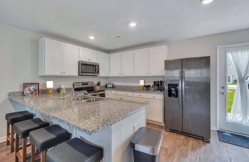 Port Wentworth Condo | The Emerald