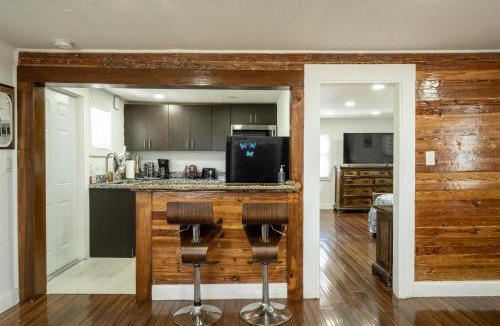 Meadows House | The Fleming Suite